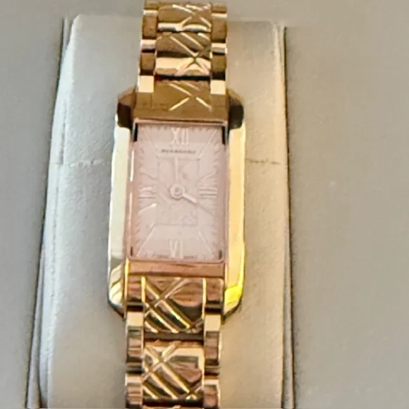 Burberry Women's Class Stainless Steel Silver Rose Gold Tone Quartz Movement EUC - Picture 7 of 16